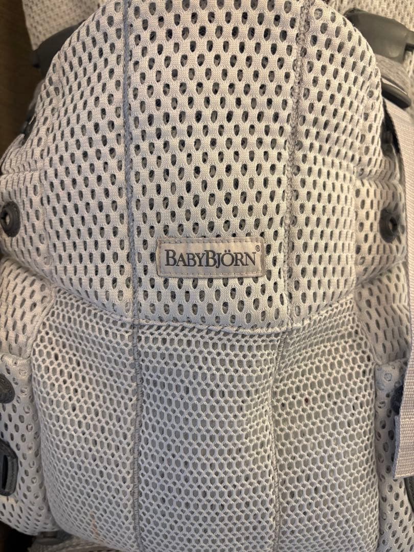 ベビーキャリア Harmony グレー　Baby Bjorn