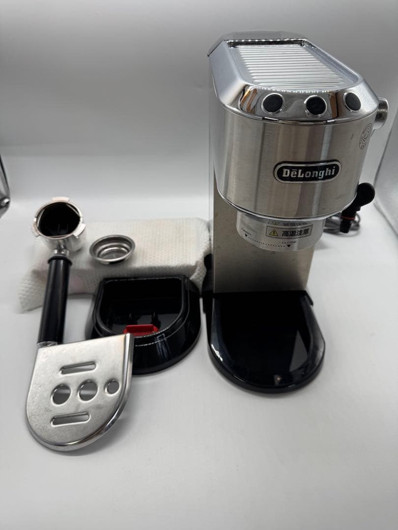 DeLonghi エスプレッソカプチーノメーカー EC680M（管理No.R2）