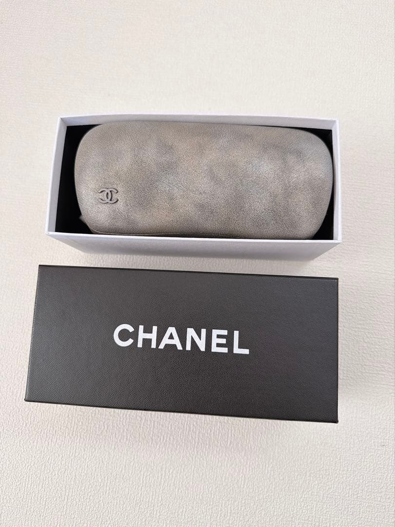 CHANEL シャネル フェイクパール ココマーク サングラス ケース付き