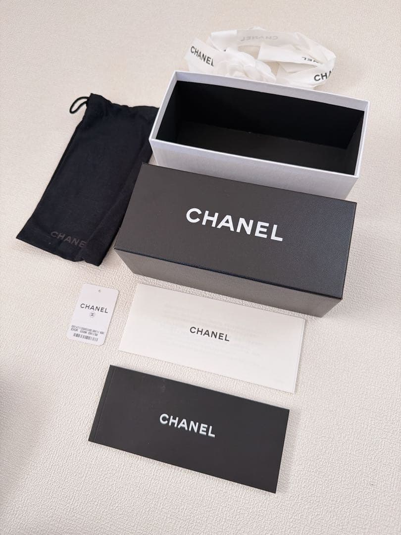 CHANEL シャネル フェイクパール ココマーク サングラス ケース付き