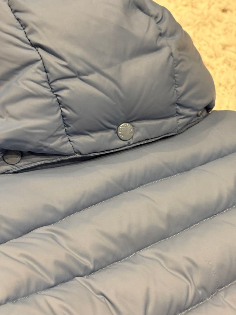 MONCLER フード付きダウンジャケット80cm ライトブルー付属品あり