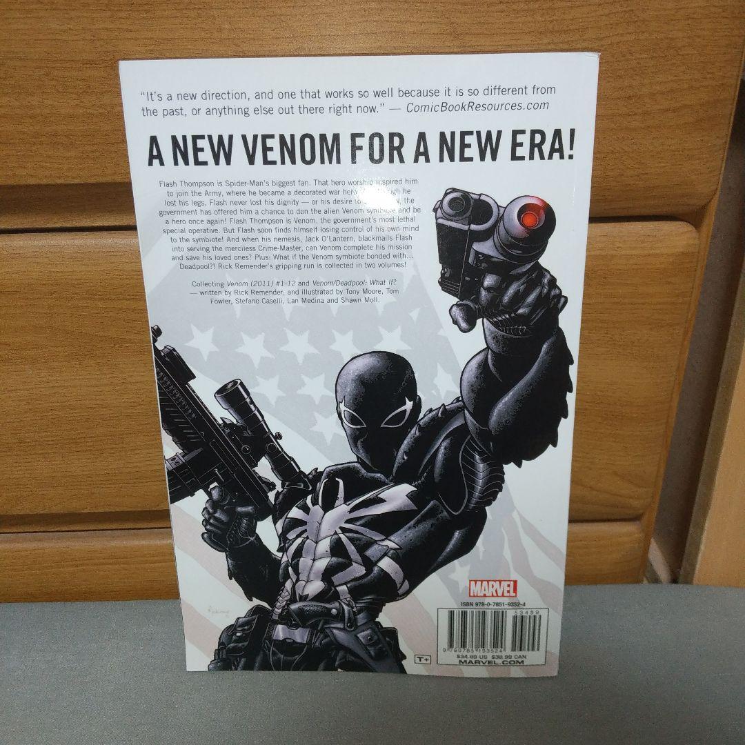 アート・デザイン・音楽 Venom by Rick Remender: The Complete Col