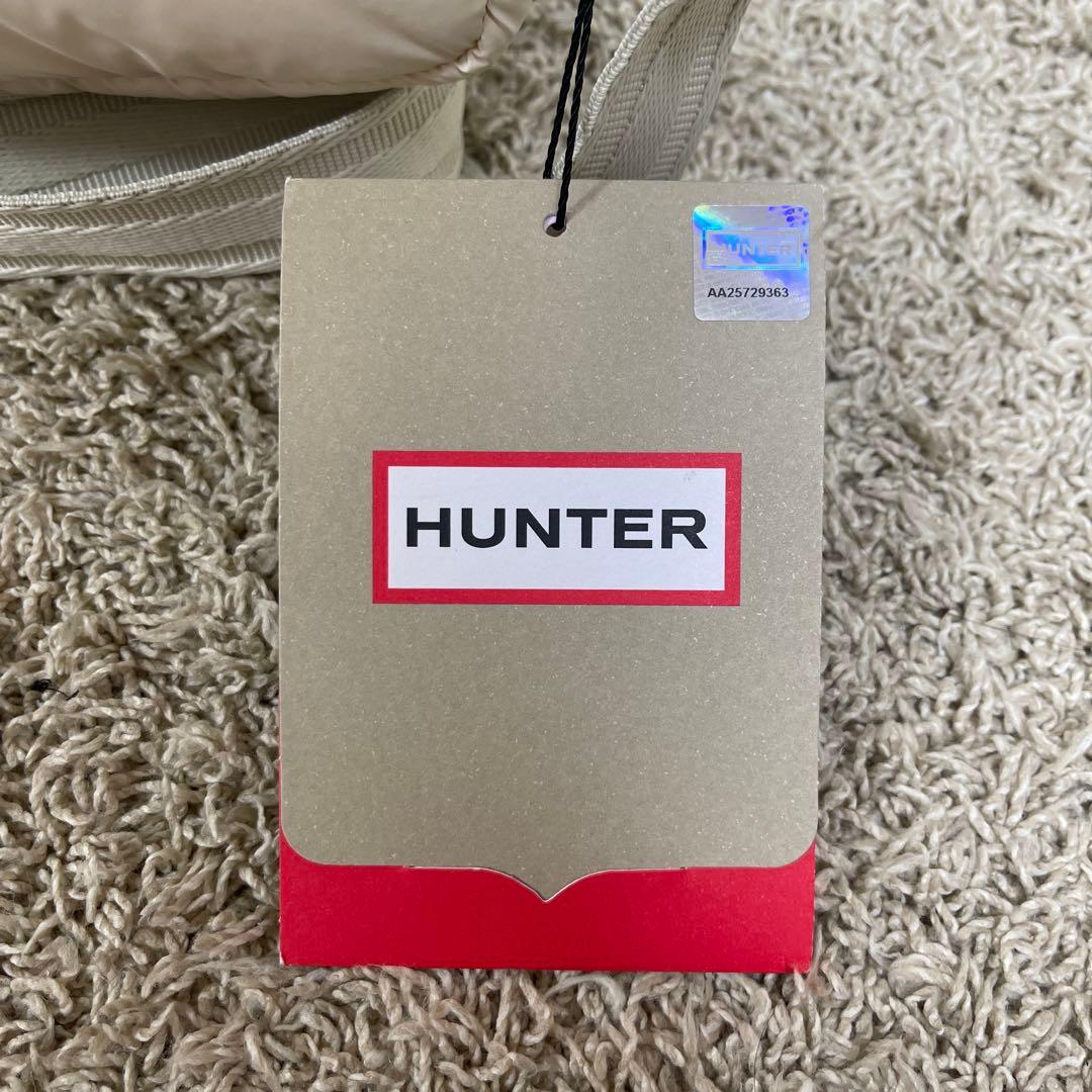 HUNTER イントレピッド エクストラ パフド クロスボディ