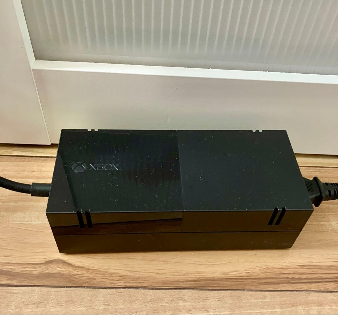 【ジャンク】匿名 Xbox ONE 初期型アダプター