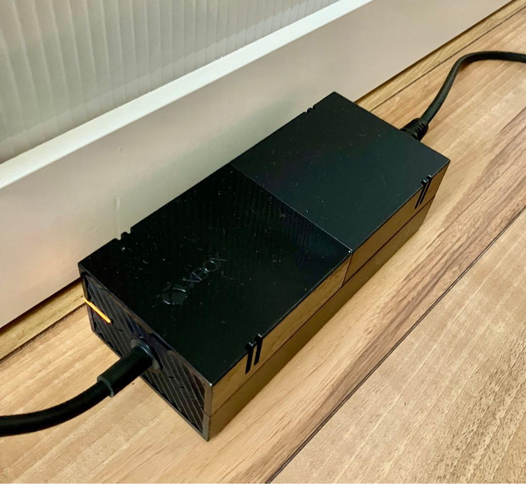 【ジャンク】匿名 Xbox ONE 初期型アダプター