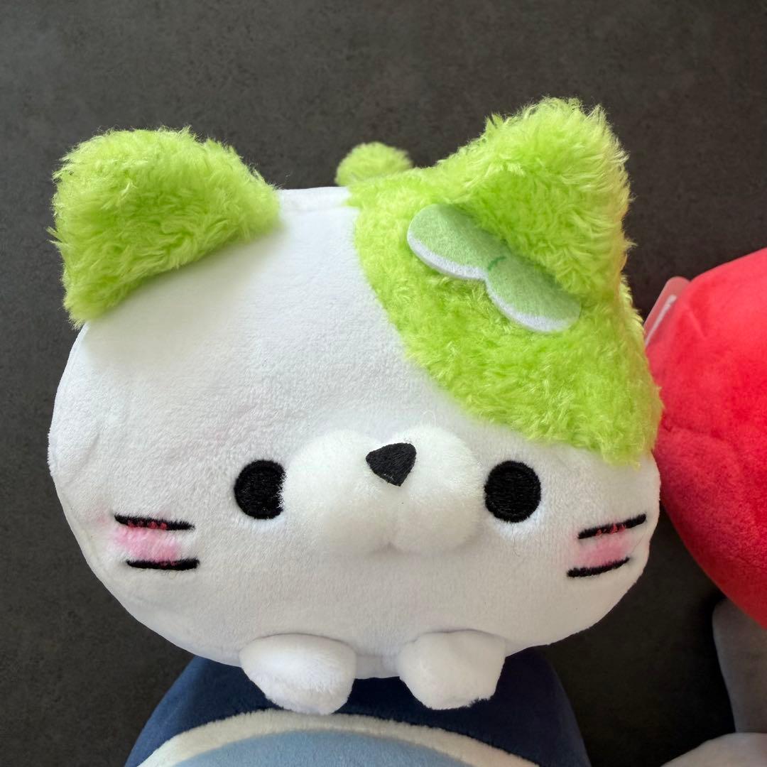 【新品】　ころころにゃんこ　ぬいぐるみ　4体セット