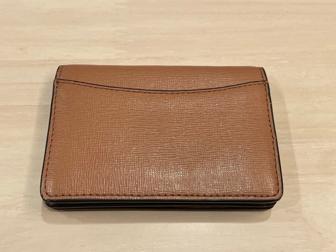 FURLA ブラウンレザー 名刺入れ