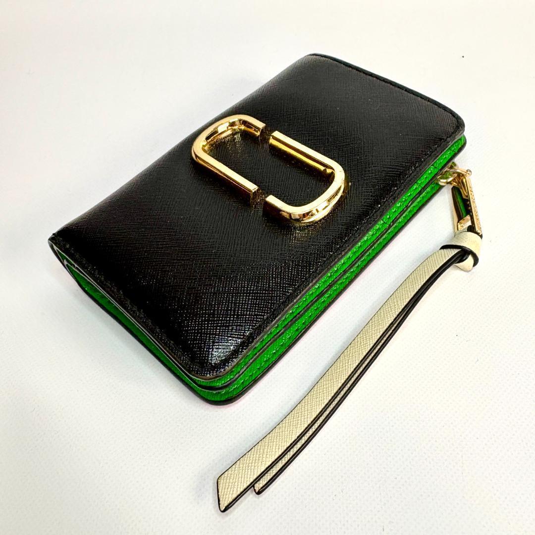 マーク・ジェイコブス　MARC JACOBS 二つ折り財布 ブラック/グリーン