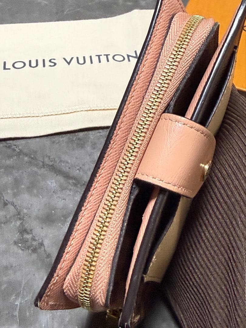 ルイヴィトン　財布　ポルトフォイユ ジュリエット