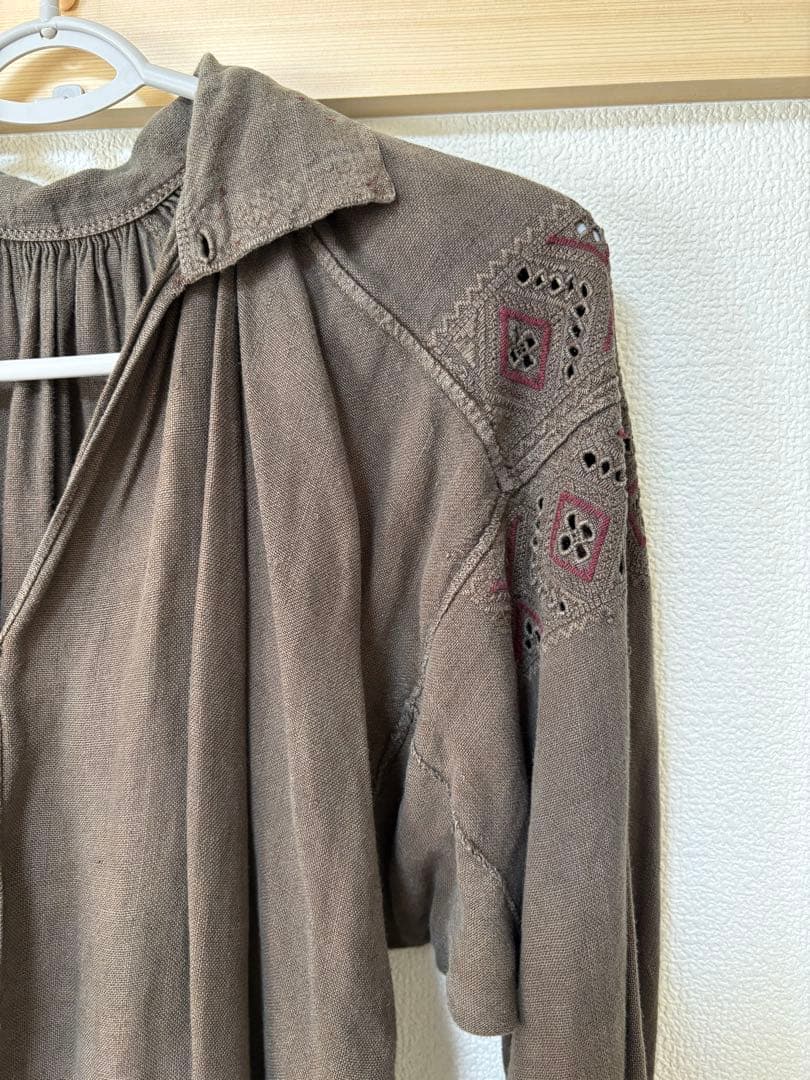 週末限定お値下げ！刺繍　アンティーク　ワンピース