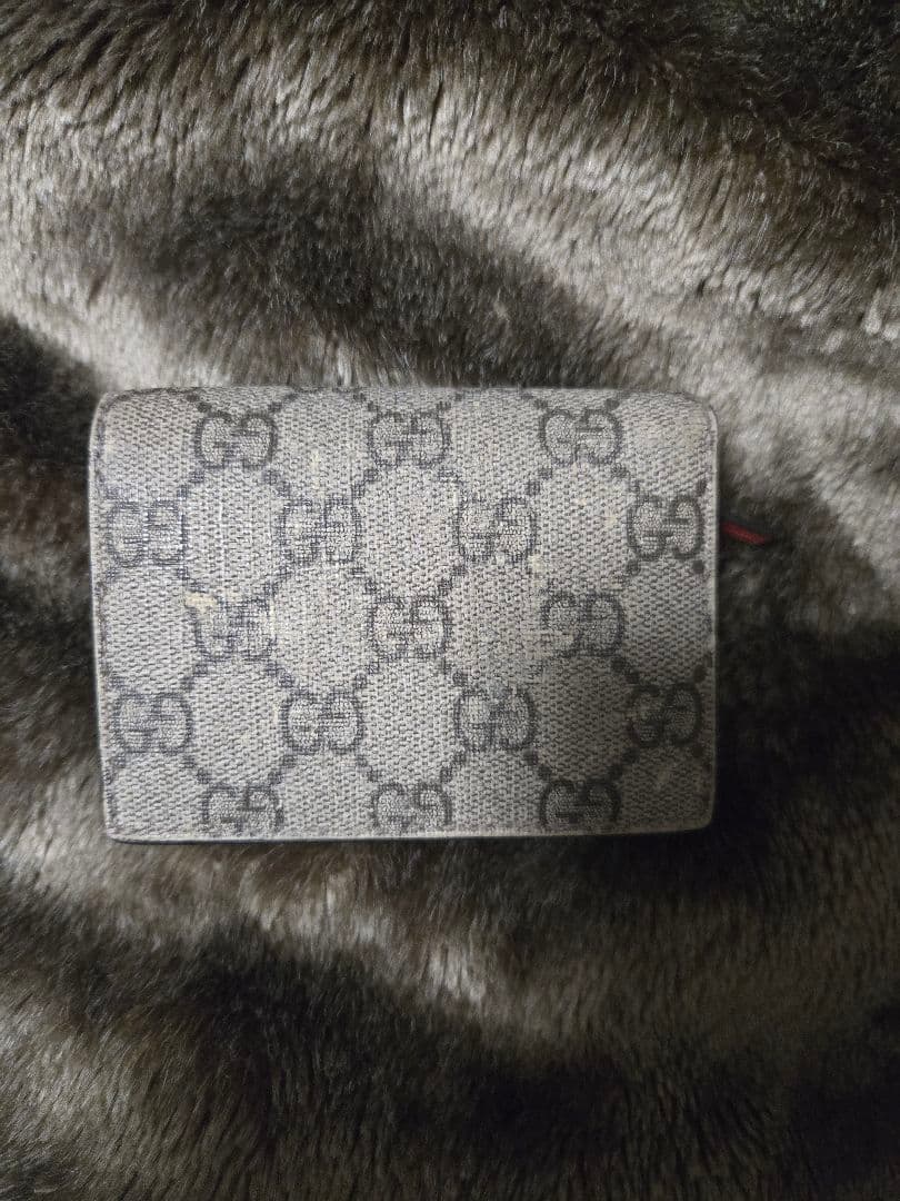 特別セール✨GUCCI 二つ折り財布 チェリー装飾
