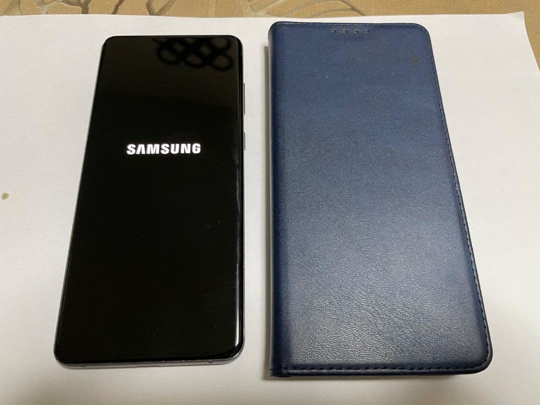 Samsung Galaxy S20+ ブラック ケース付き