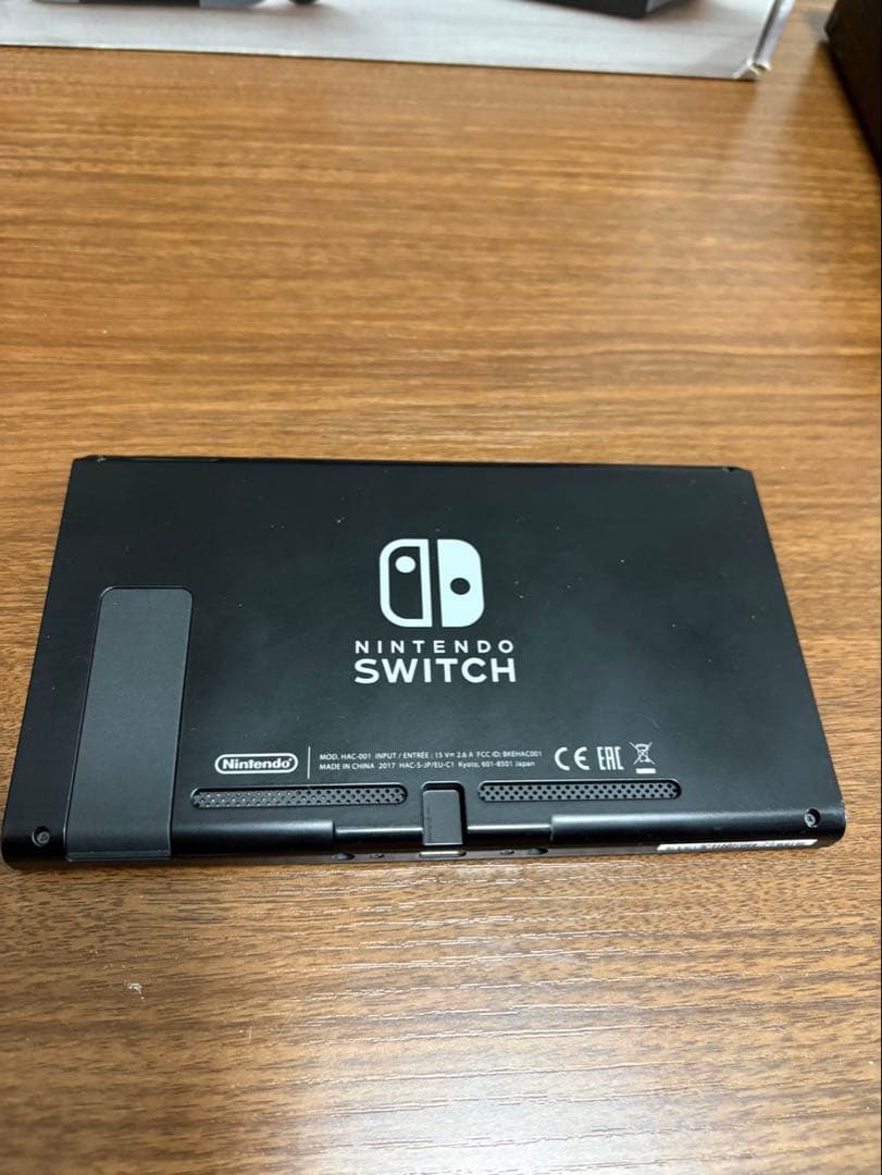 Nintendo Switch 本体 グレー + 人気ソフト2本