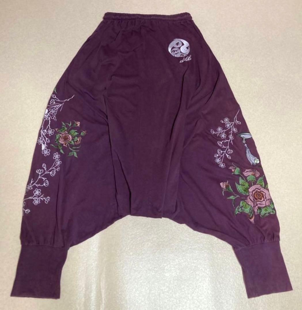 Kurotoka 黒兎華 刺繍 「紅ノ華」 サルエルパンツ ウサギ 桜 和柄