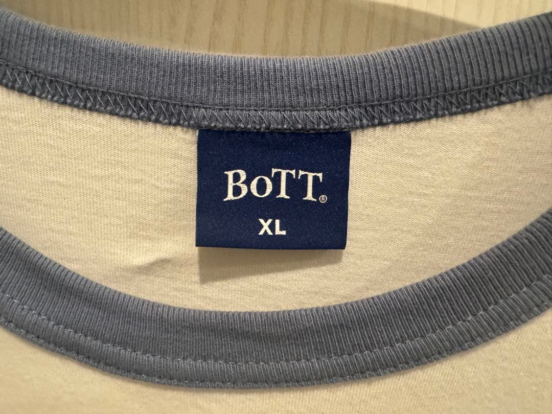 Bott ラグランTシャツ