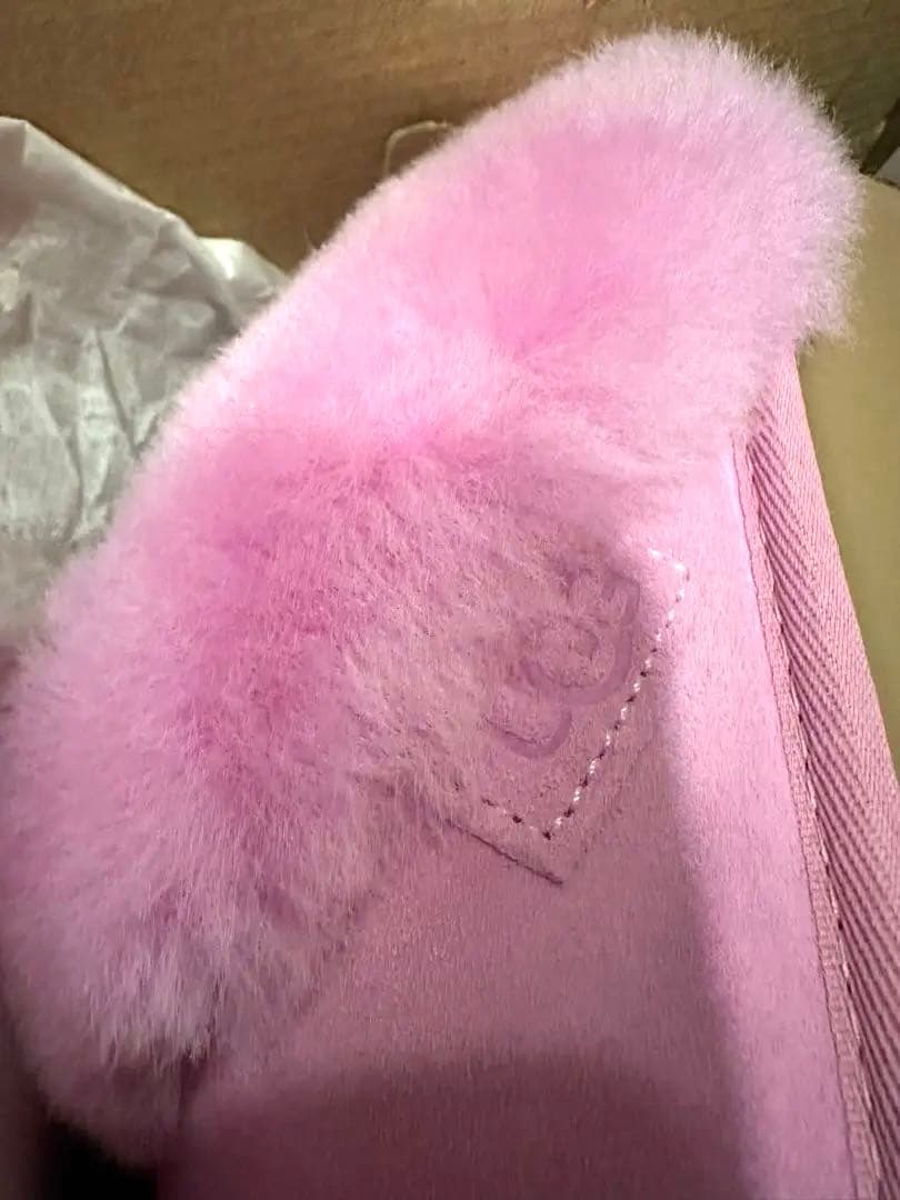 UGG★新品未使用スリッポン！！