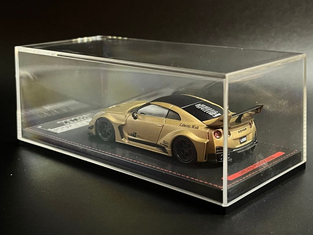 イグニッションモデル1/64 LBWK GT-R R35