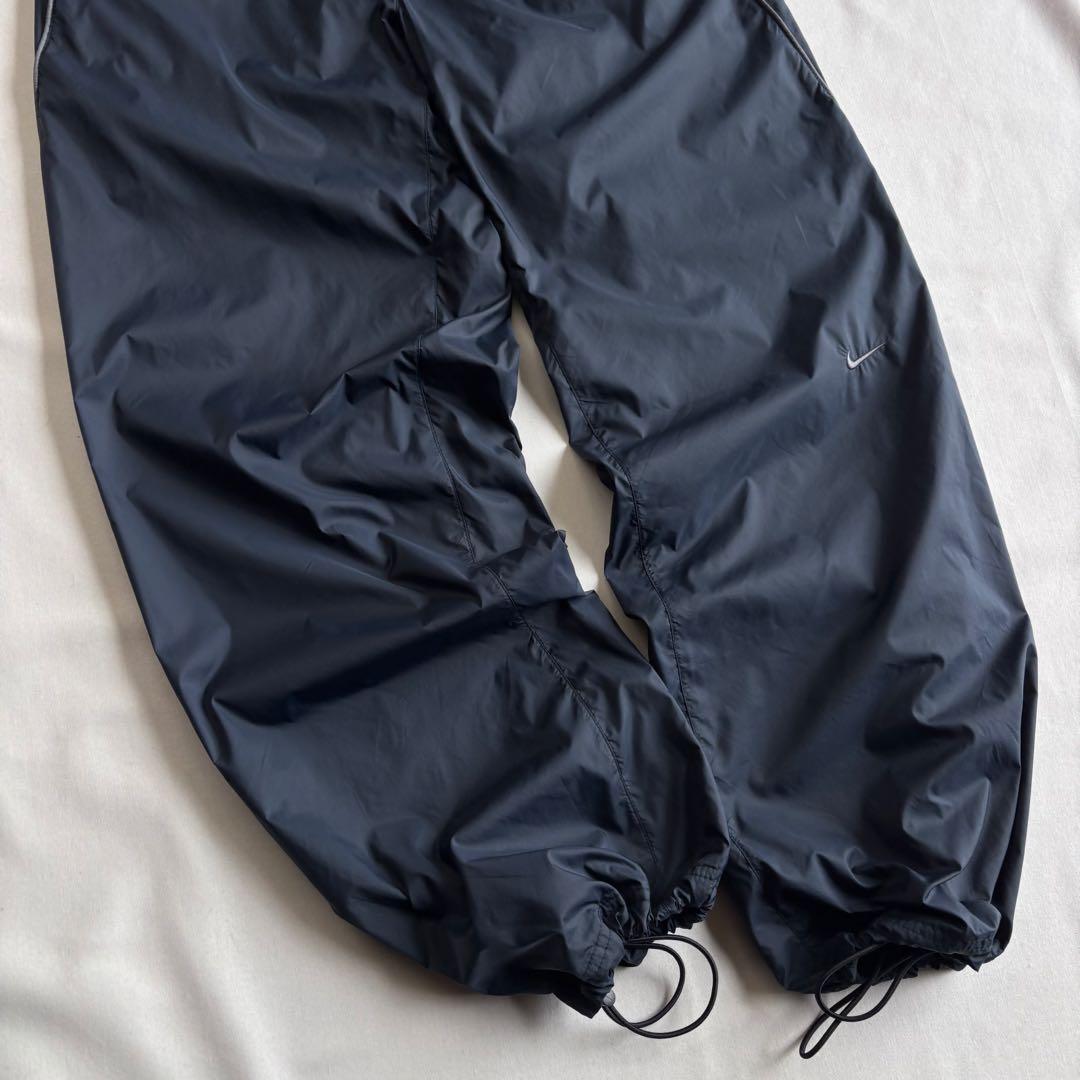 00s NIKE nylon tech pants NVY ドローコード 曲線