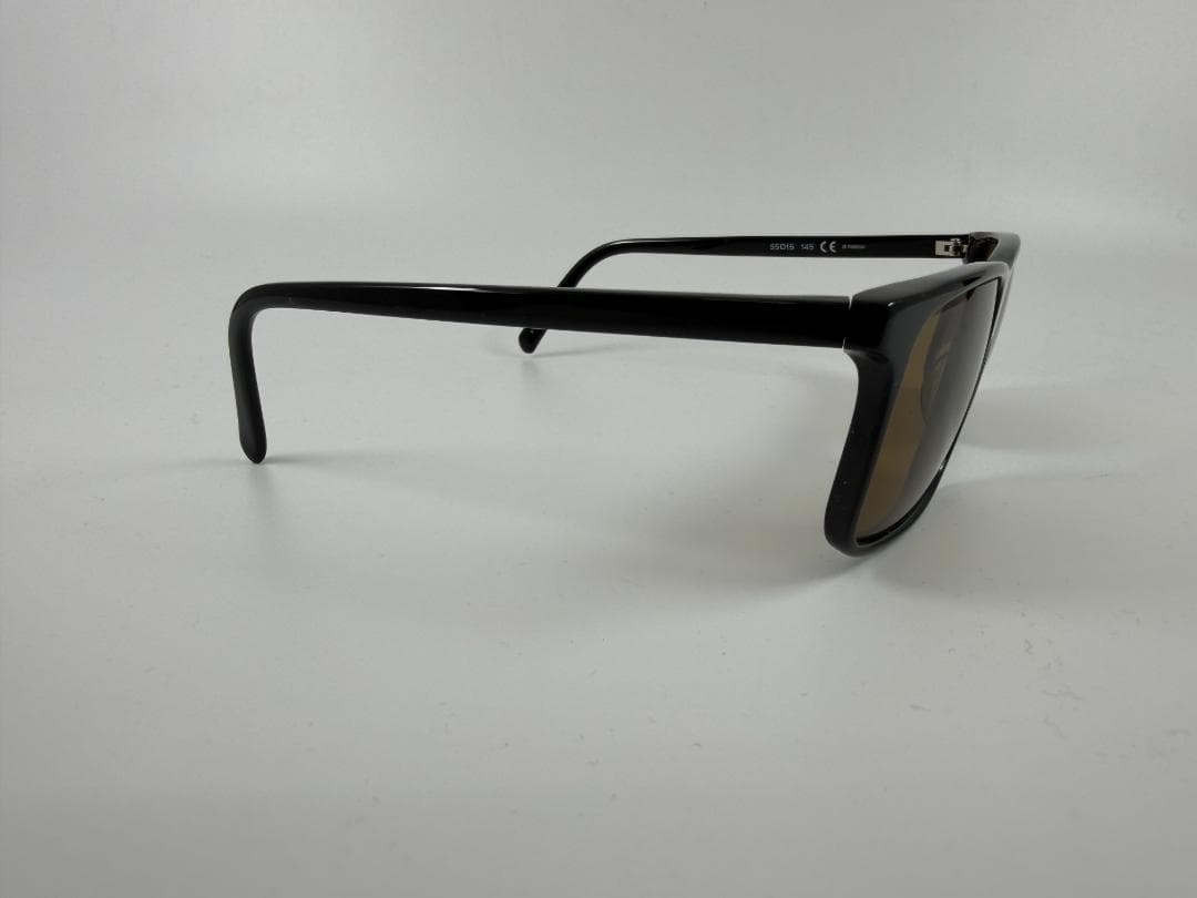 HELMUT LANG 21-0002ブラック ブラウンレンズ未使用超美品