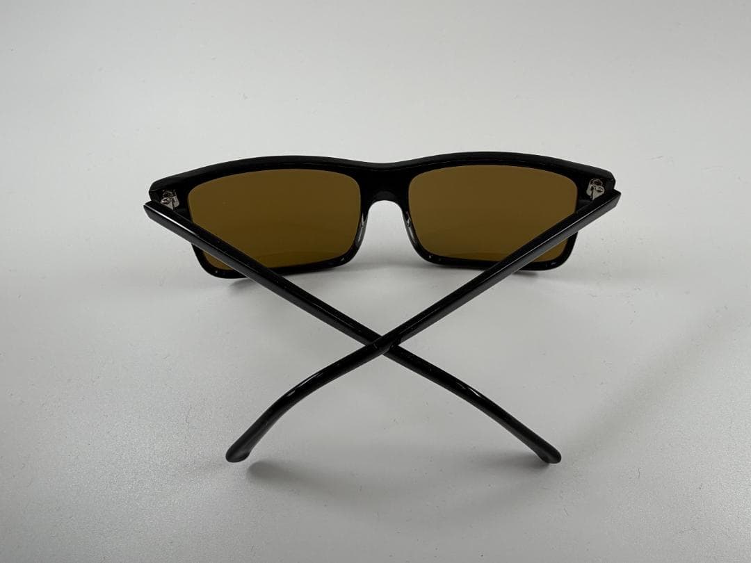 HELMUT LANG 21-0002ブラック ブラウンレンズ未使用超美品