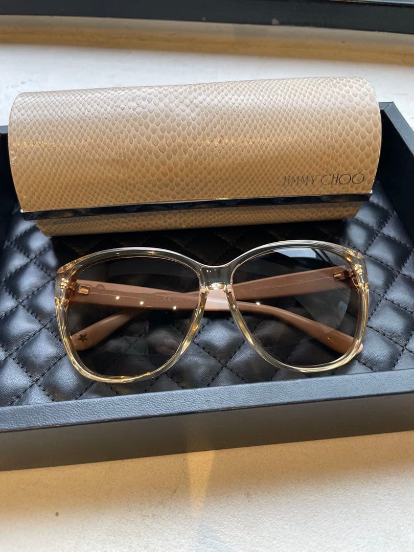 【新品未使用】JIMMY CHOO ジミーチュウ　　ピンクベージュ　サングラス