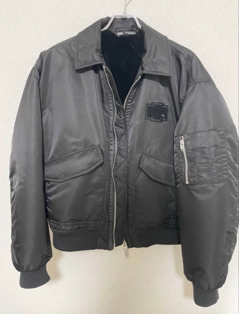 ZARA テクニカルボンバージャケット