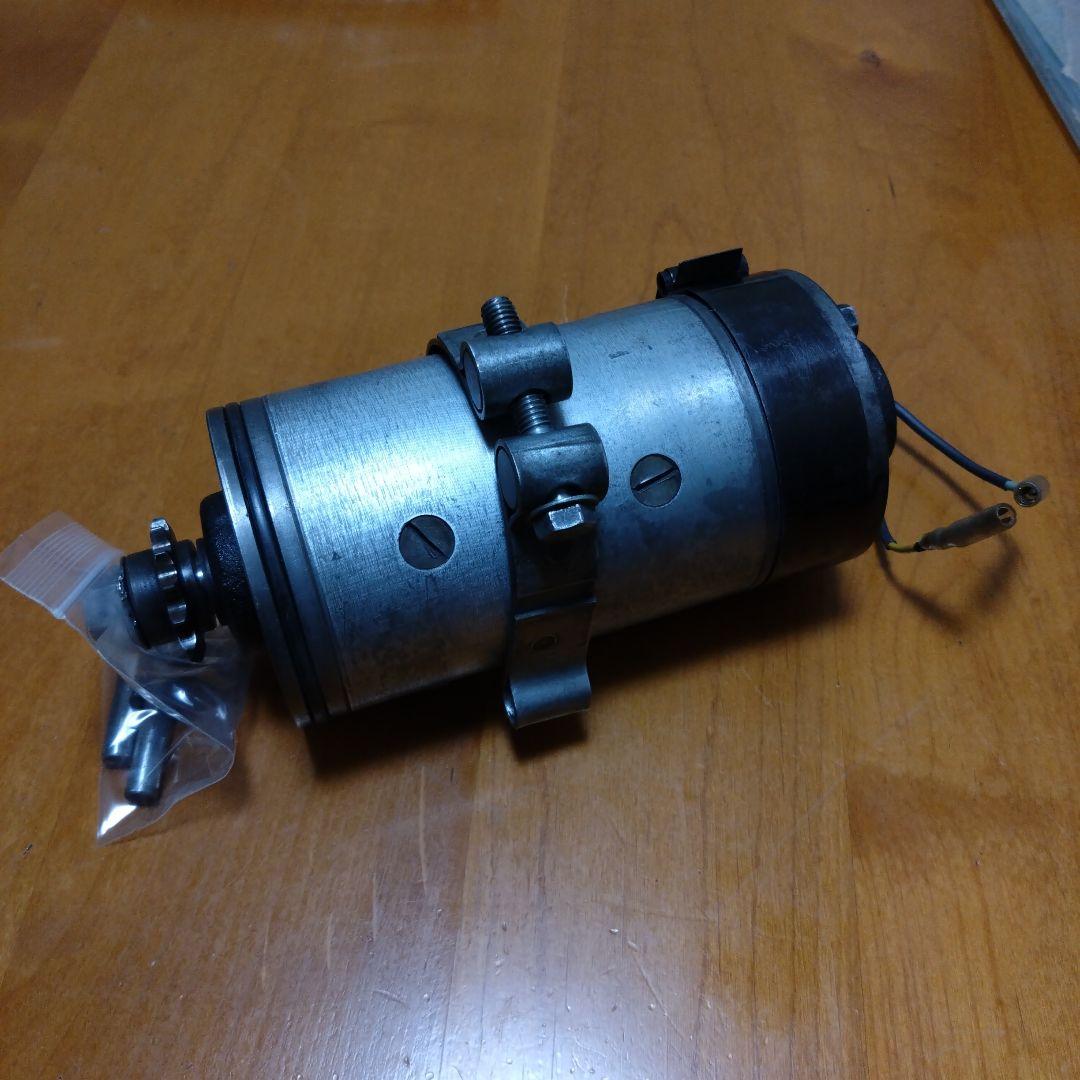 カワサキＷ1再生ダイナモと付属品