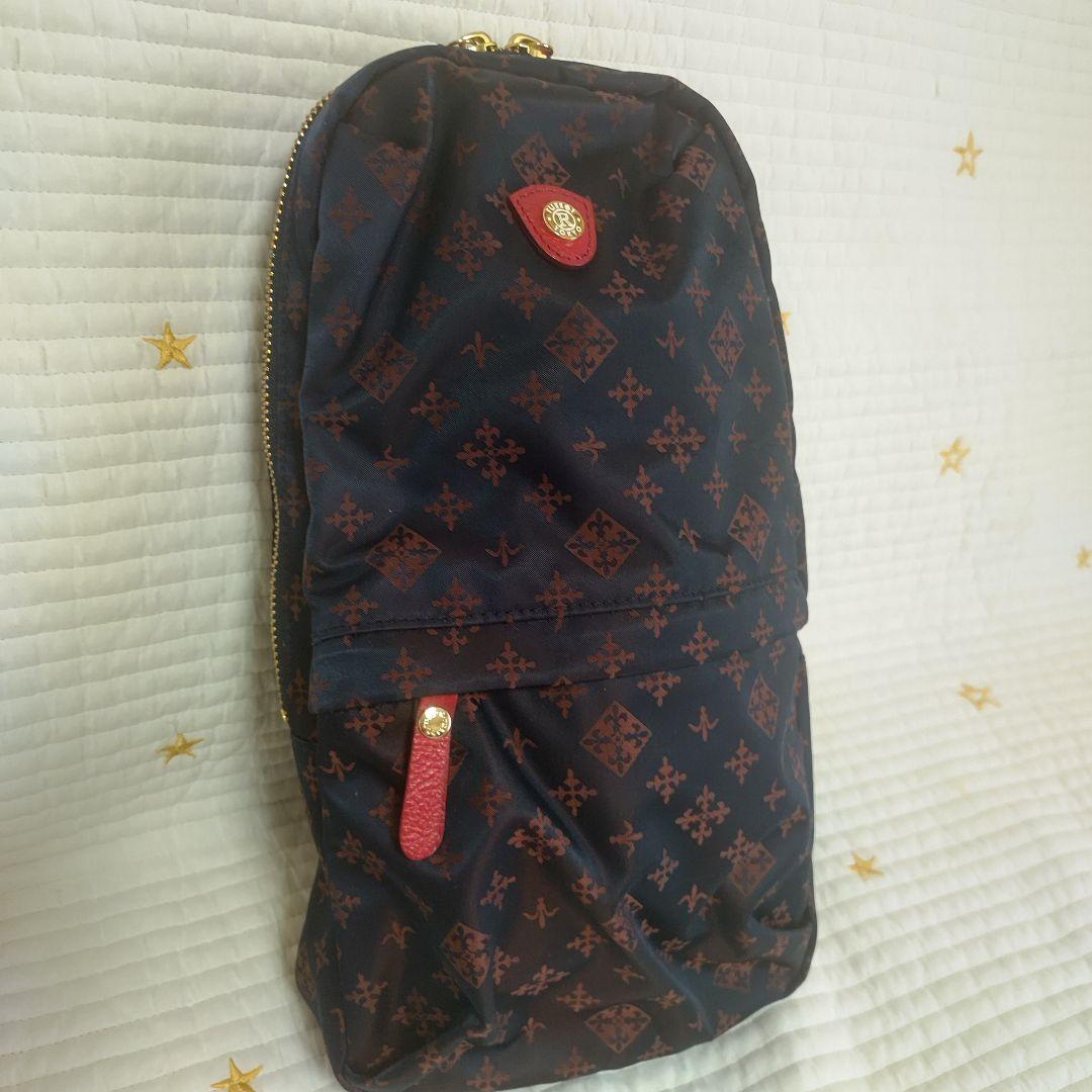 ラシット　ボディバッグ