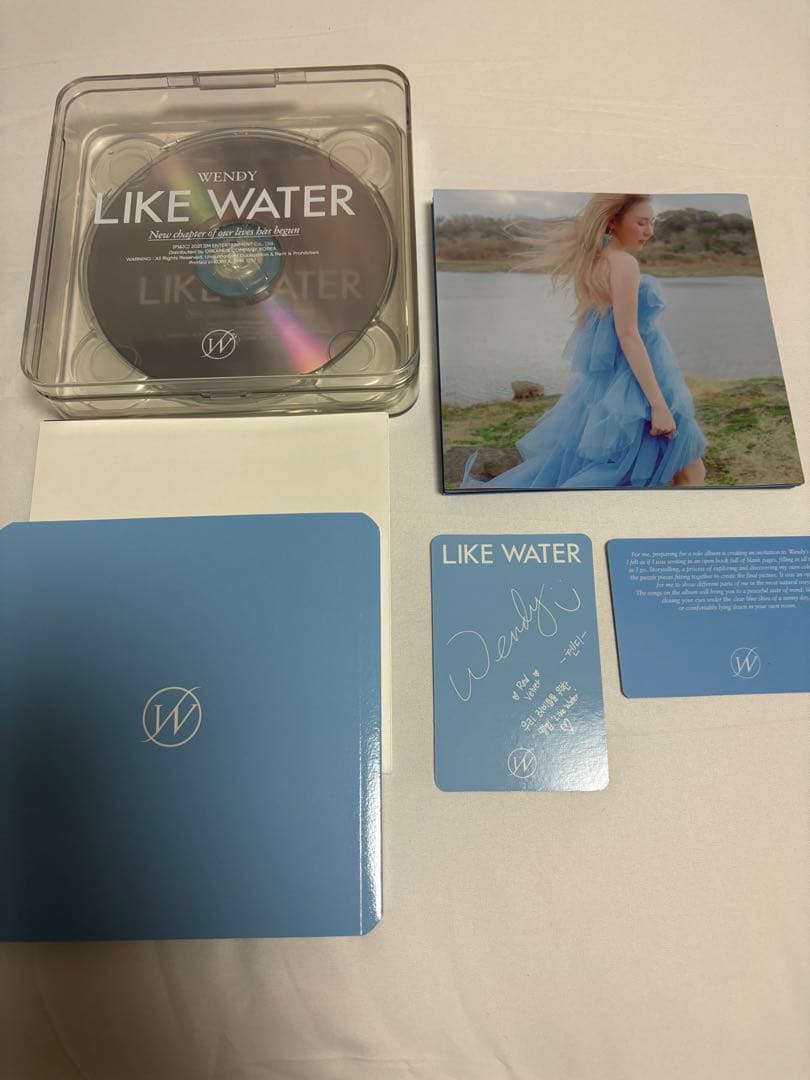 WENDY LIKE WATER アルバム
