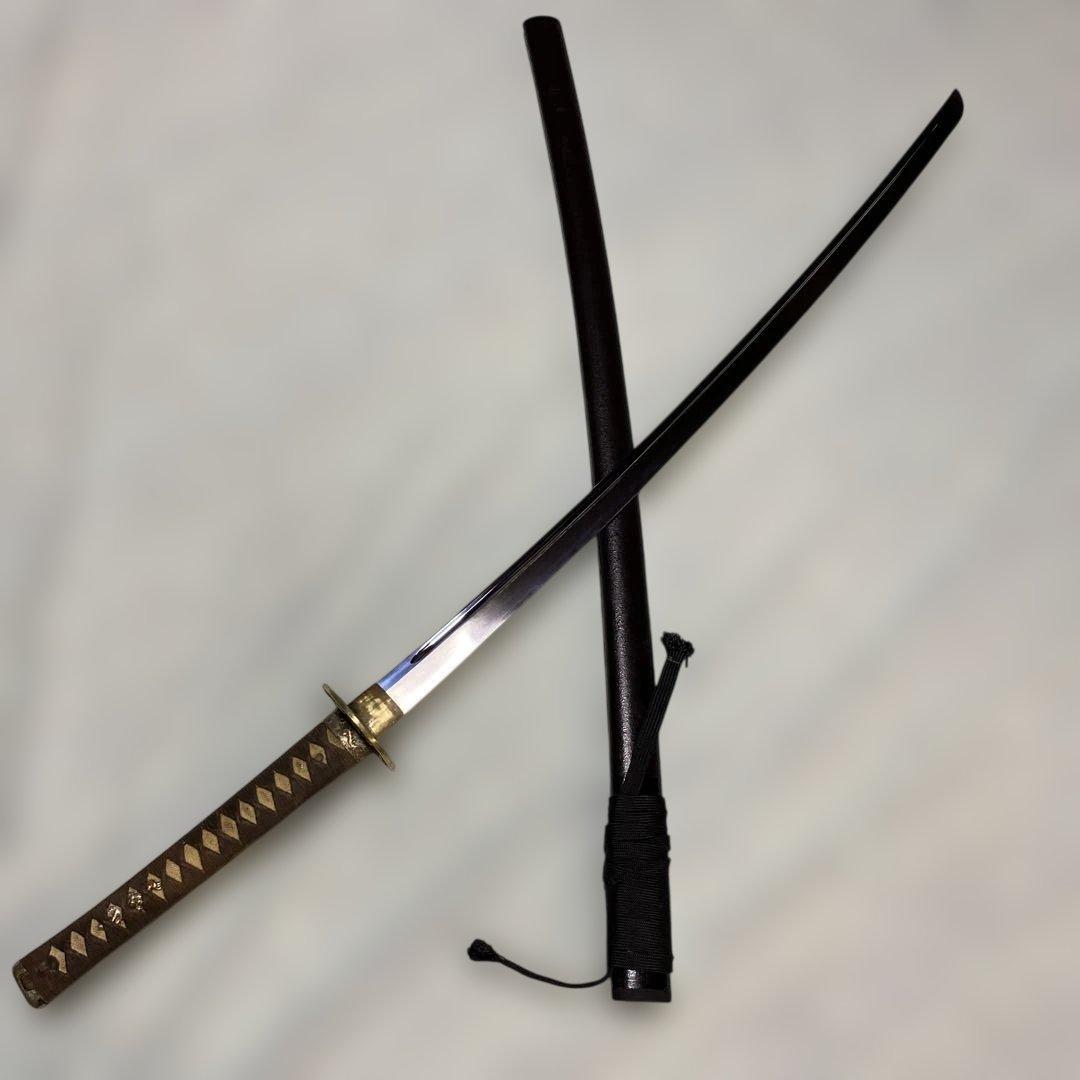 長めの居合刀 灰茶柄 龍彫金縁丸鍔 焦茶梨地鞘