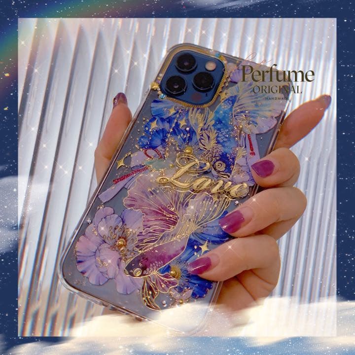 金魚✨名入れ♡キラキラゴージャス✨✨イニシャル オリジナル iPhoneカバー