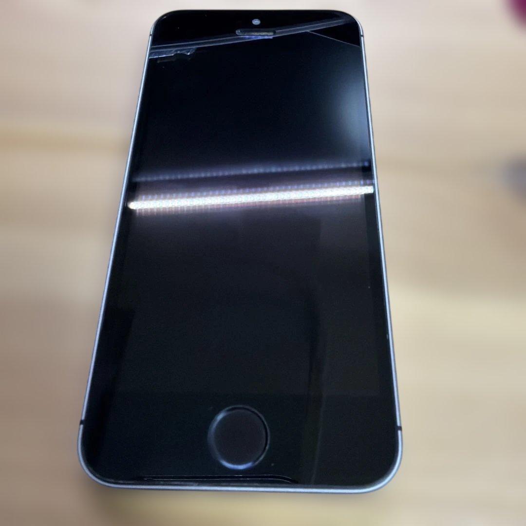 iPhone SE （第1世代） 64GB スペースグレイ　バッテリー89%
