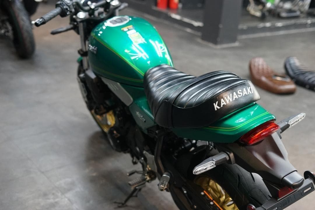 z650rs　シート　Javimotor　　TYPE　1