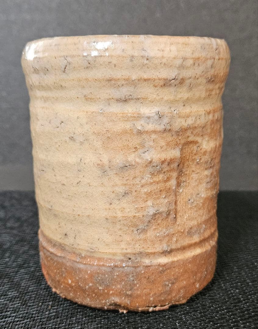 萩焼　七代兼田三左ェ門　作　萩焼　花入れ　掛け花入れ　茶道具　茶器　花器