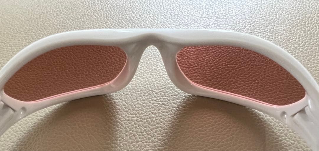 S*n様 OAKLEYオークリーサングラス軽量ゴルフジョギング中古レディースホワ