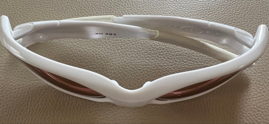 S*n様 OAKLEYオークリーサングラス軽量ゴルフジョギング中古レディースホワ