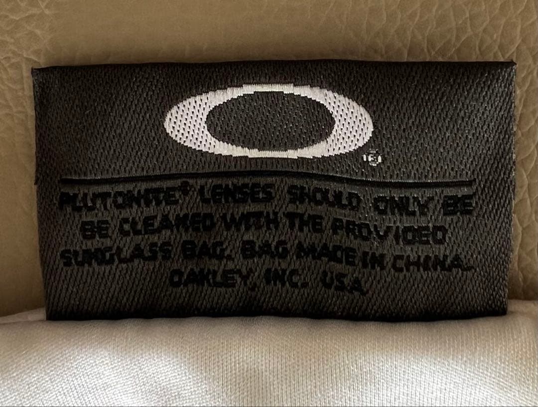 S*n様 OAKLEYオークリーサングラス軽量ゴルフジョギング中古レディースホワ