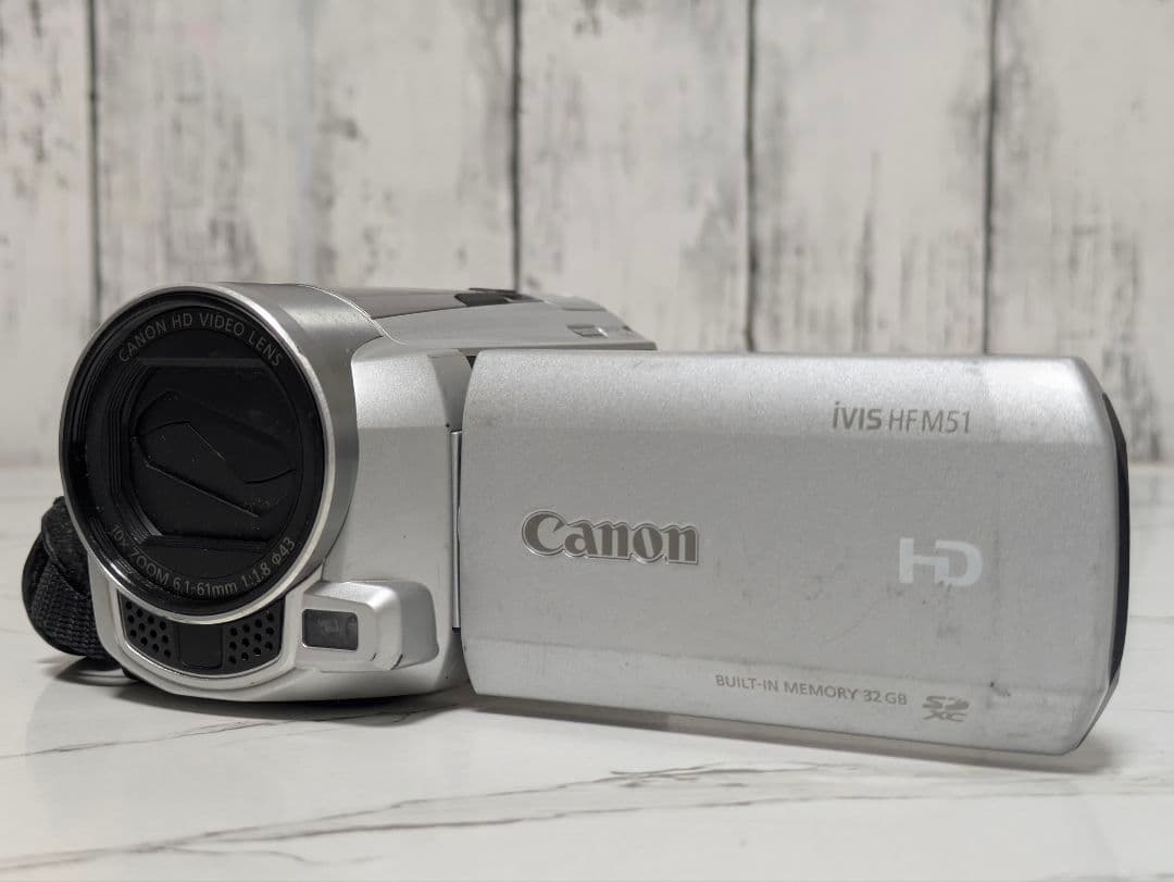 Canon　iVIS HF M51