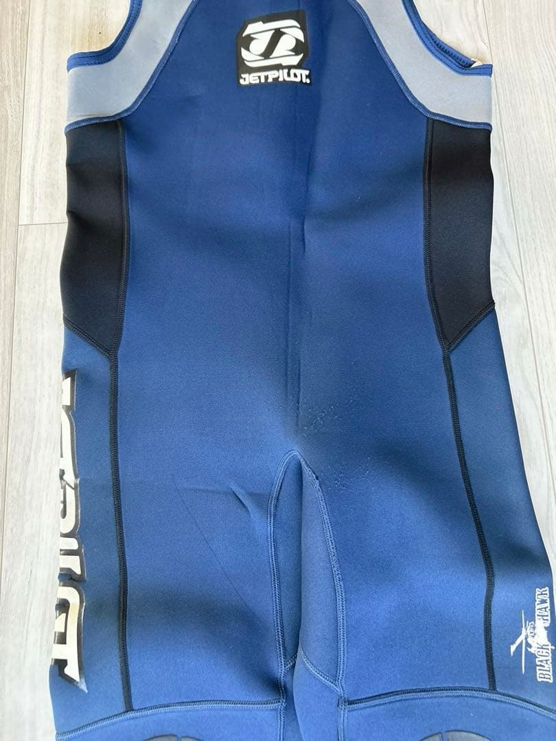 ジェットパイロット　ウェットスーツ　Sサイズ