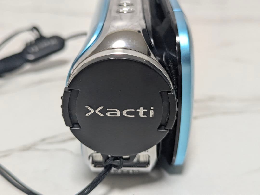 SANYO　Xacti　DMX-GH1　ブルー