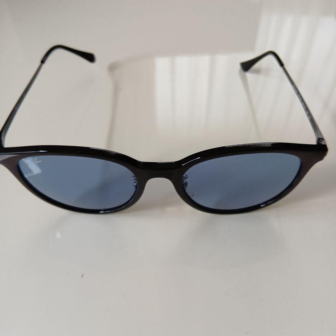 Ray-Ban RB4334D ブルーレンズ 人気モデル ケース付 レイバン