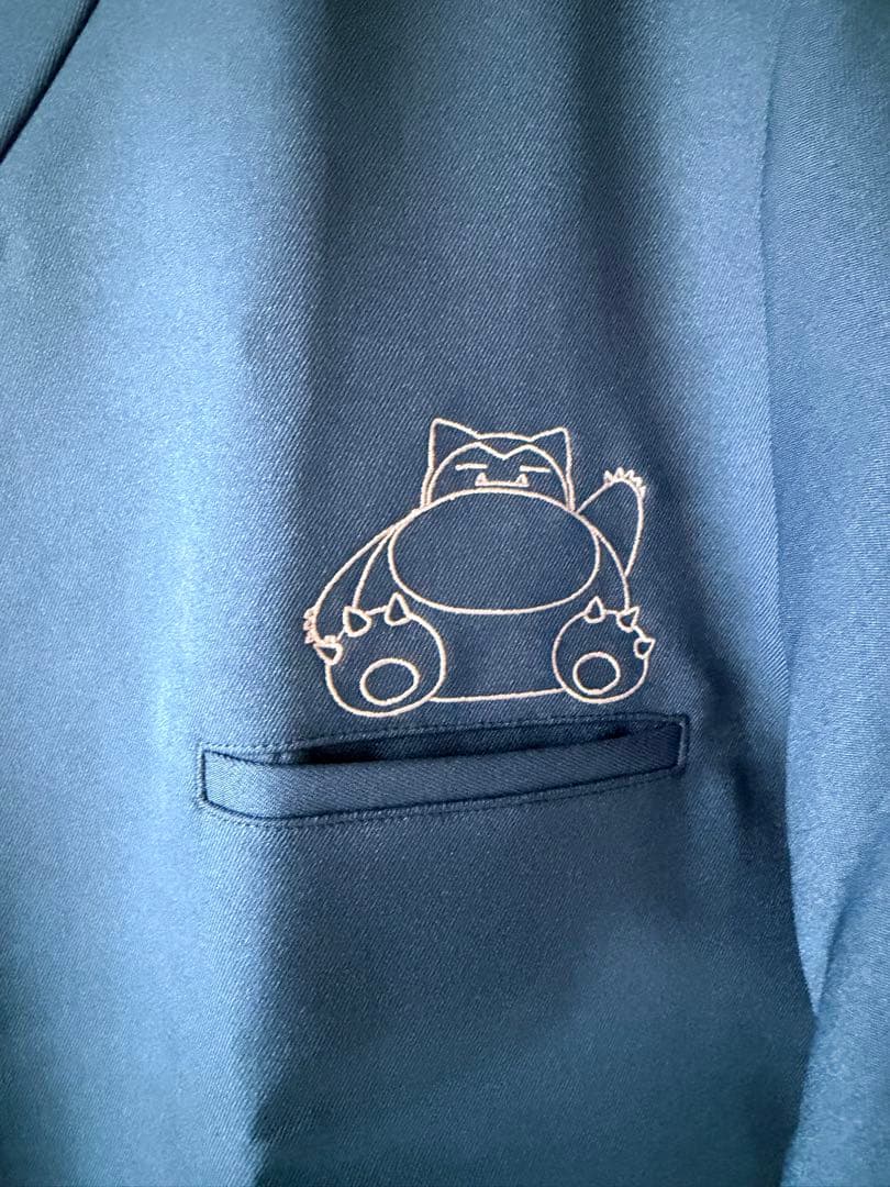 【残り1日】Classico クラシコ スクラブトップス カビゴン刺繍 Mサイズ