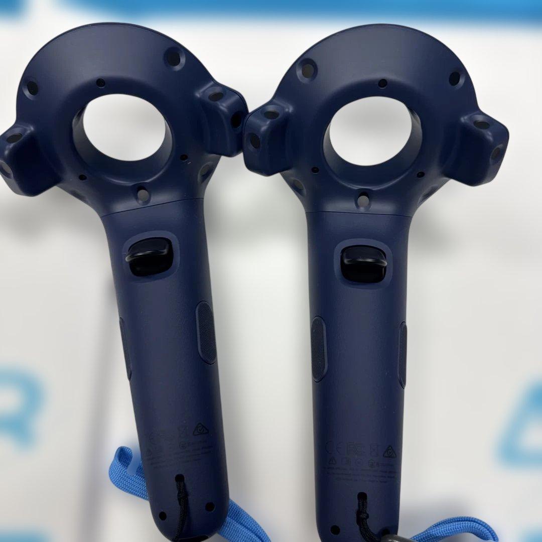 ク*読様 HTC VIVE PRO 未開封トラッカー2個付き