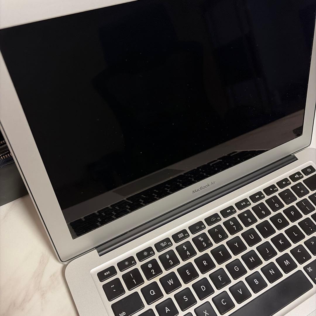 MacBook Air 2015 初期化済み 動作確認済 充電器付き