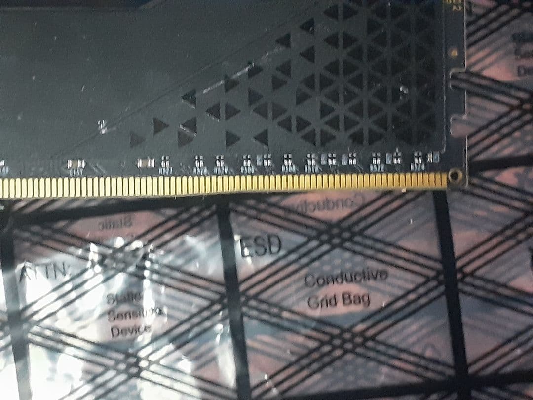 corsair vengeance DDR4 メモリ　32GB×1 訳あり品