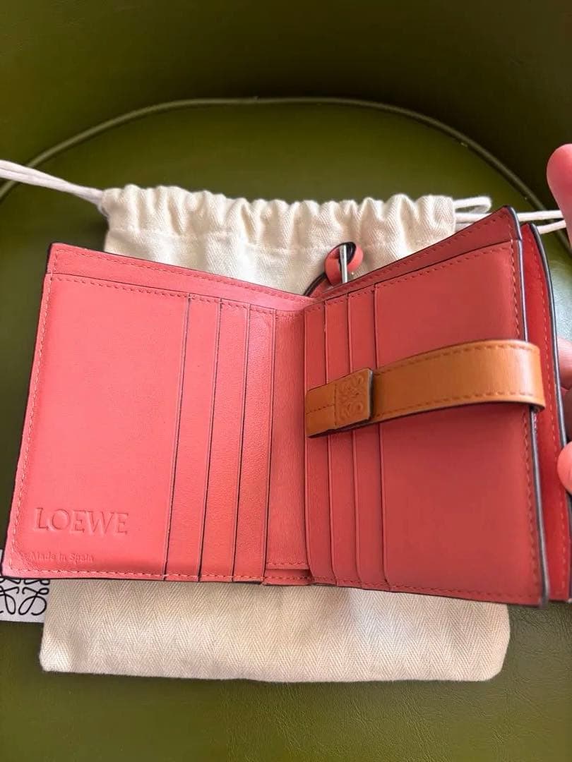 LOEWE コンパクトジップウォレット ソフトグレインカーフ