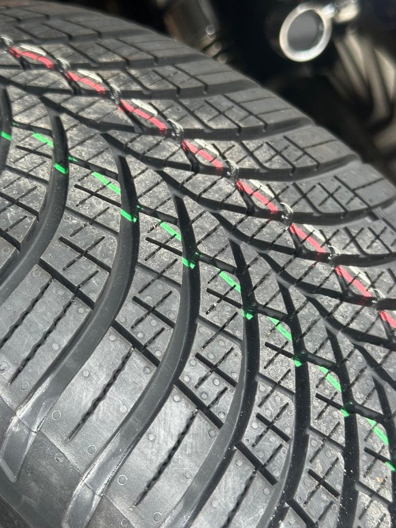タイヤ・ホイール Vector 4Seasons GEN-3 205/50R17 93W XL