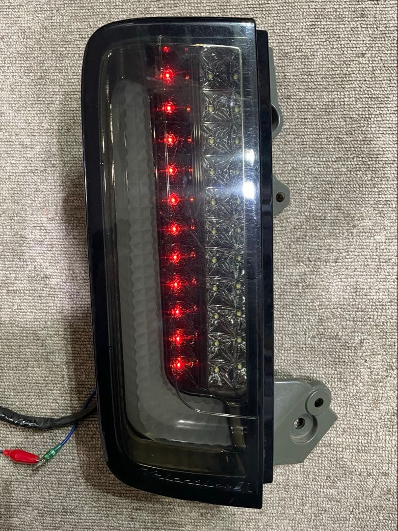 G*N様 E52 エルグランド Valenti （ヴァレンティ）ロアテール ブラ
