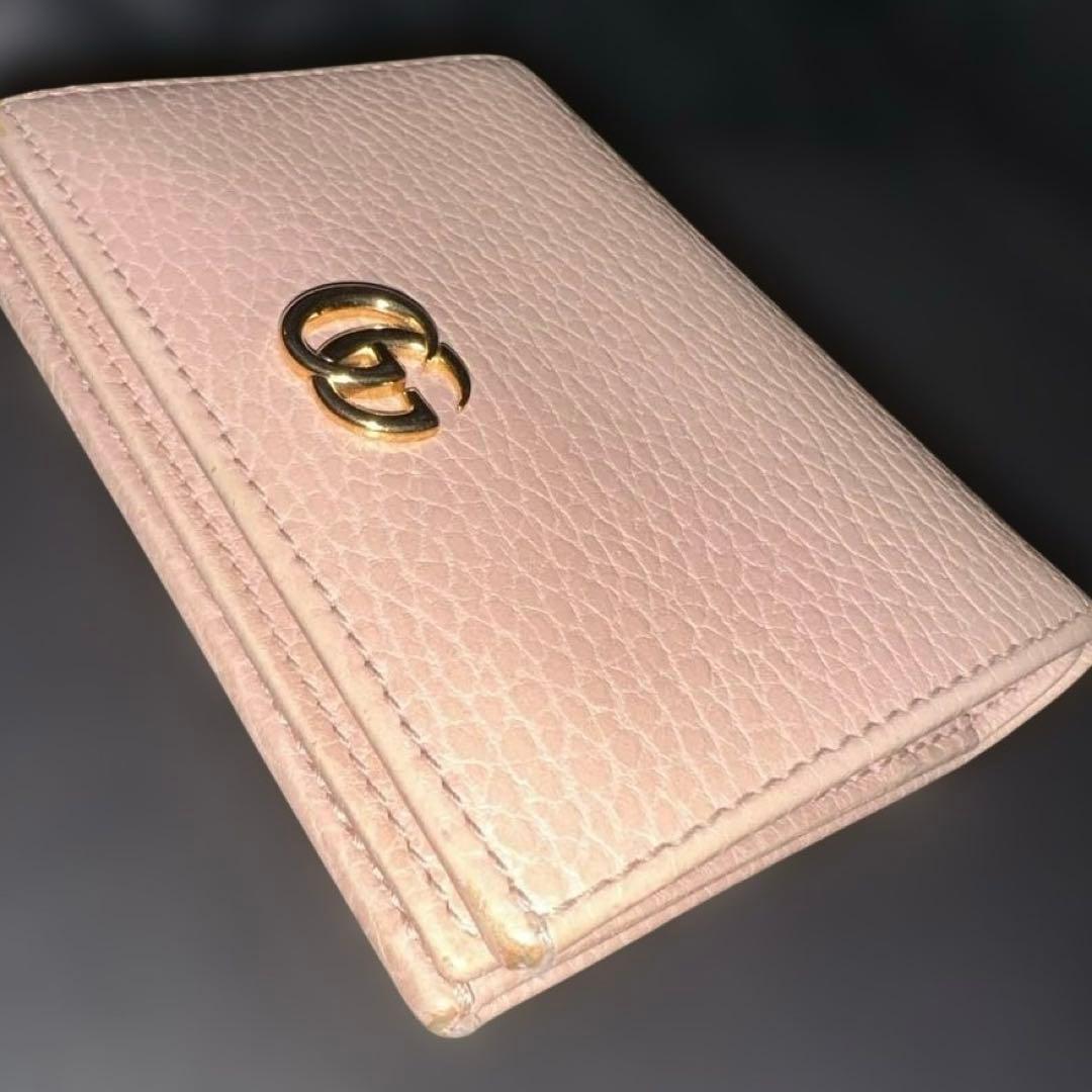 【激安】GUCCI グッチ GGマーモント ピンク 二つ折り財布 ウォレット