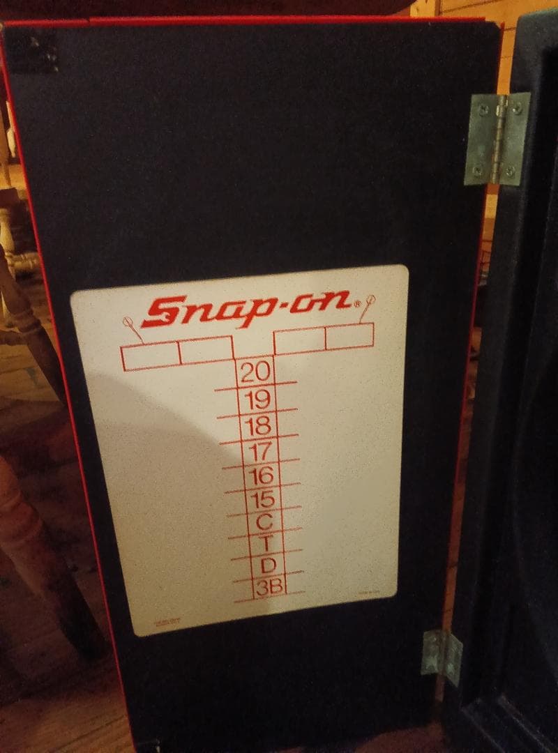 Snap-on ダーツボード スコアボード付き